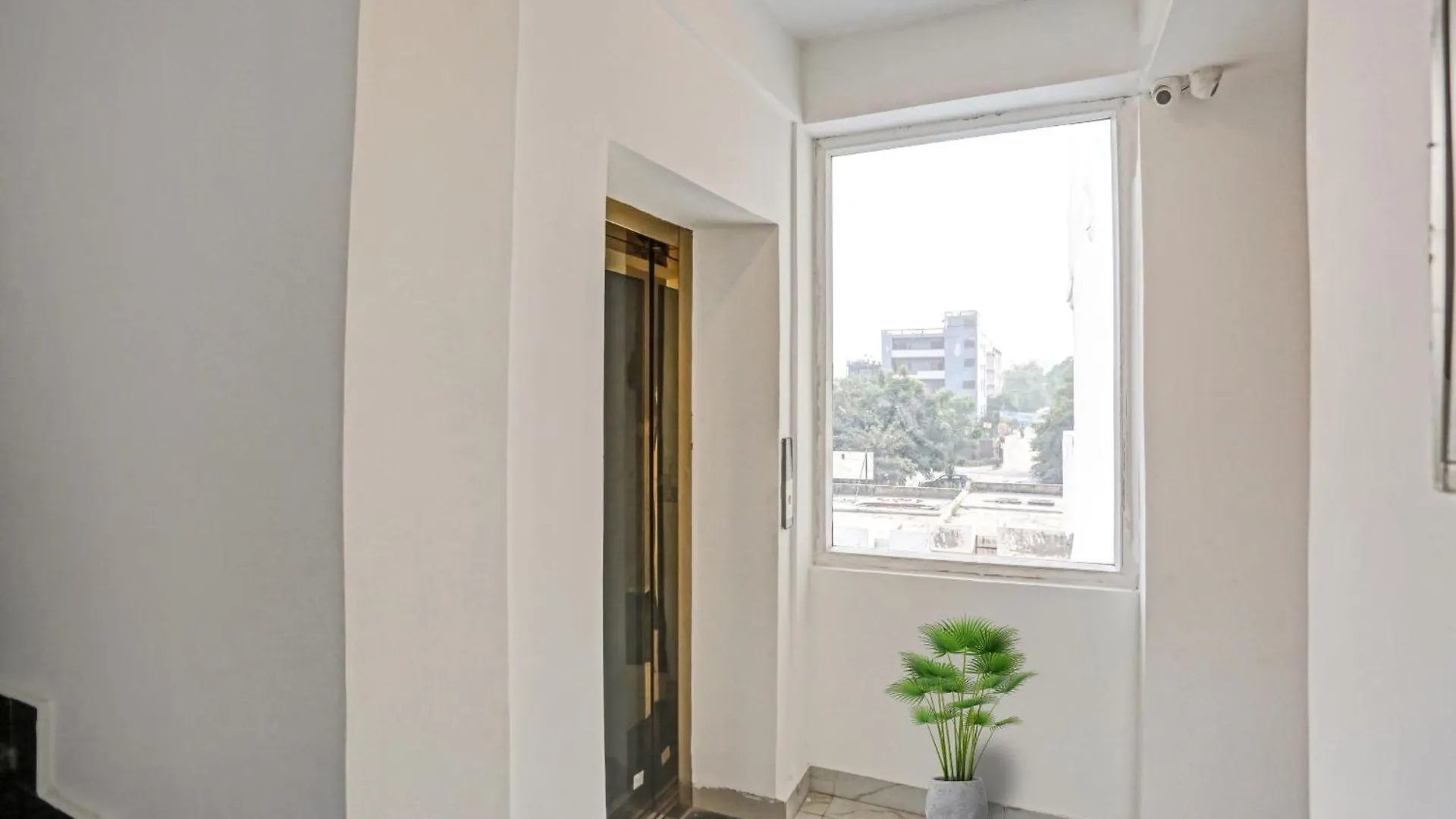 Hotel O Himalaya Residency Gurgaon India