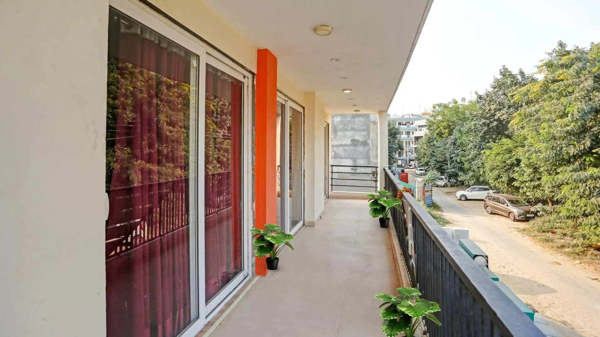 Hotel O Himalaya Residency Gurgaon